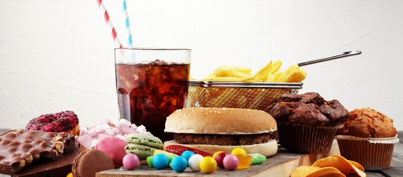 Καλύτερα να τα αποφεύγετε: Αυτά είναι τα δέκα πιο παχυντικά τρόφιμα